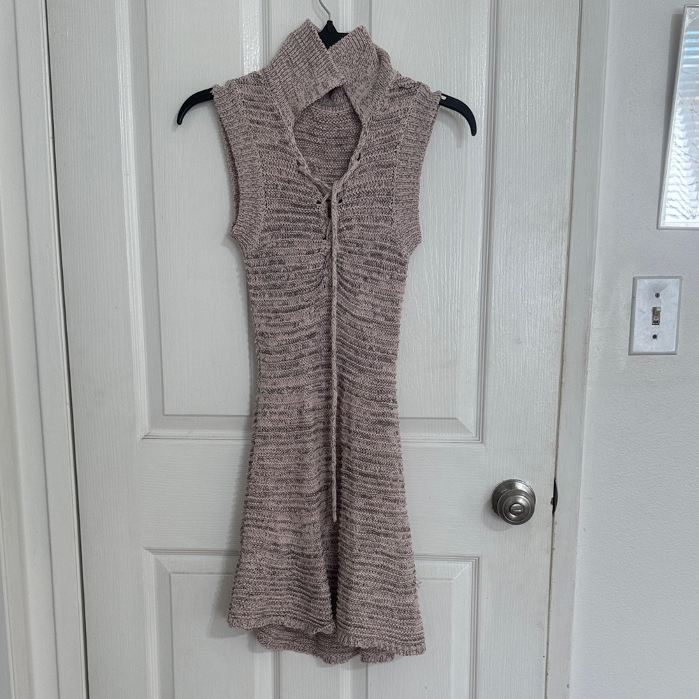 Zara Textured Knit Sweater in Soft Beige